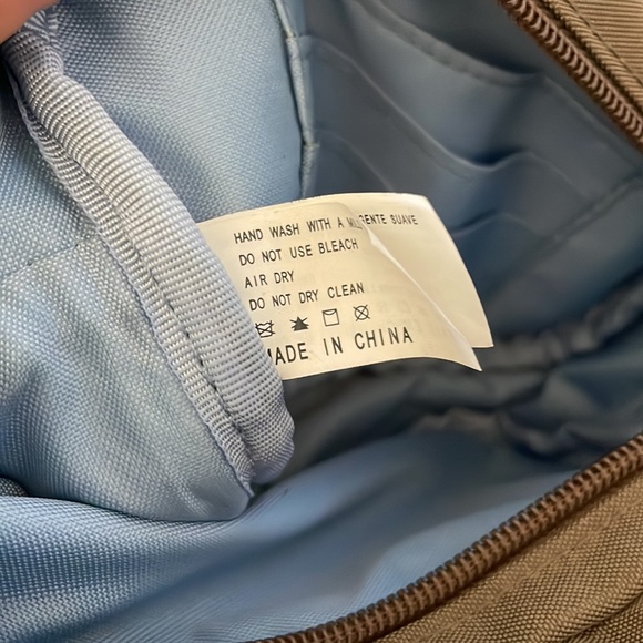 Baggallini Mini Crossbody/Belt Bag - Picture 7 of 9